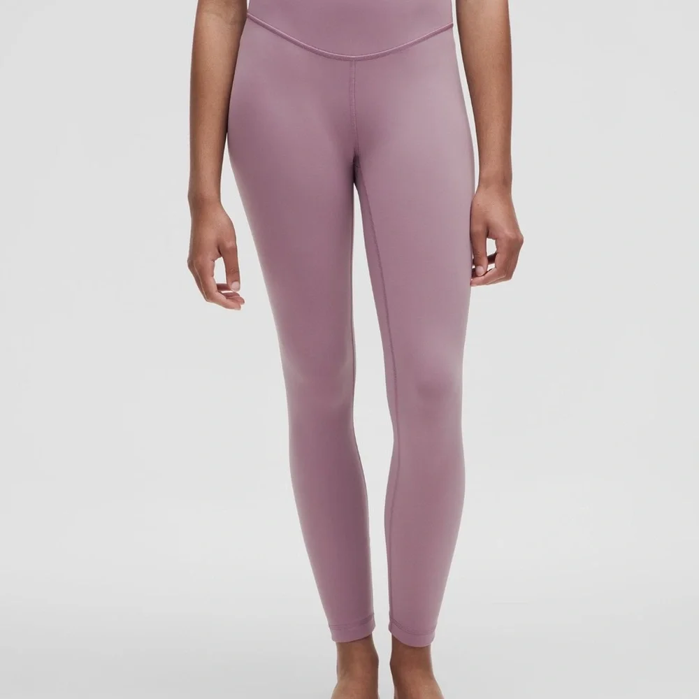 NWT ๐ Lululemon Wunder Under SmoothCover High-Rise Tight 25โ in Lavender Luxe - Picture 3 of 11